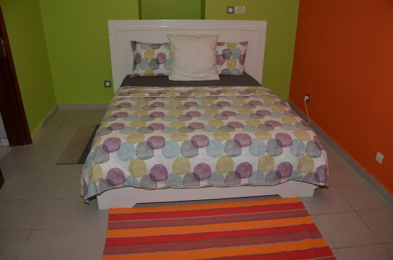 Le Buffle Noir Appart D'Hotes Douala Exterior foto