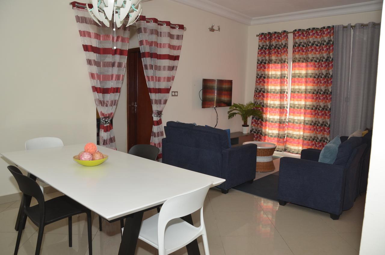 Le Buffle Noir Appart D'Hotes Douala Exterior foto